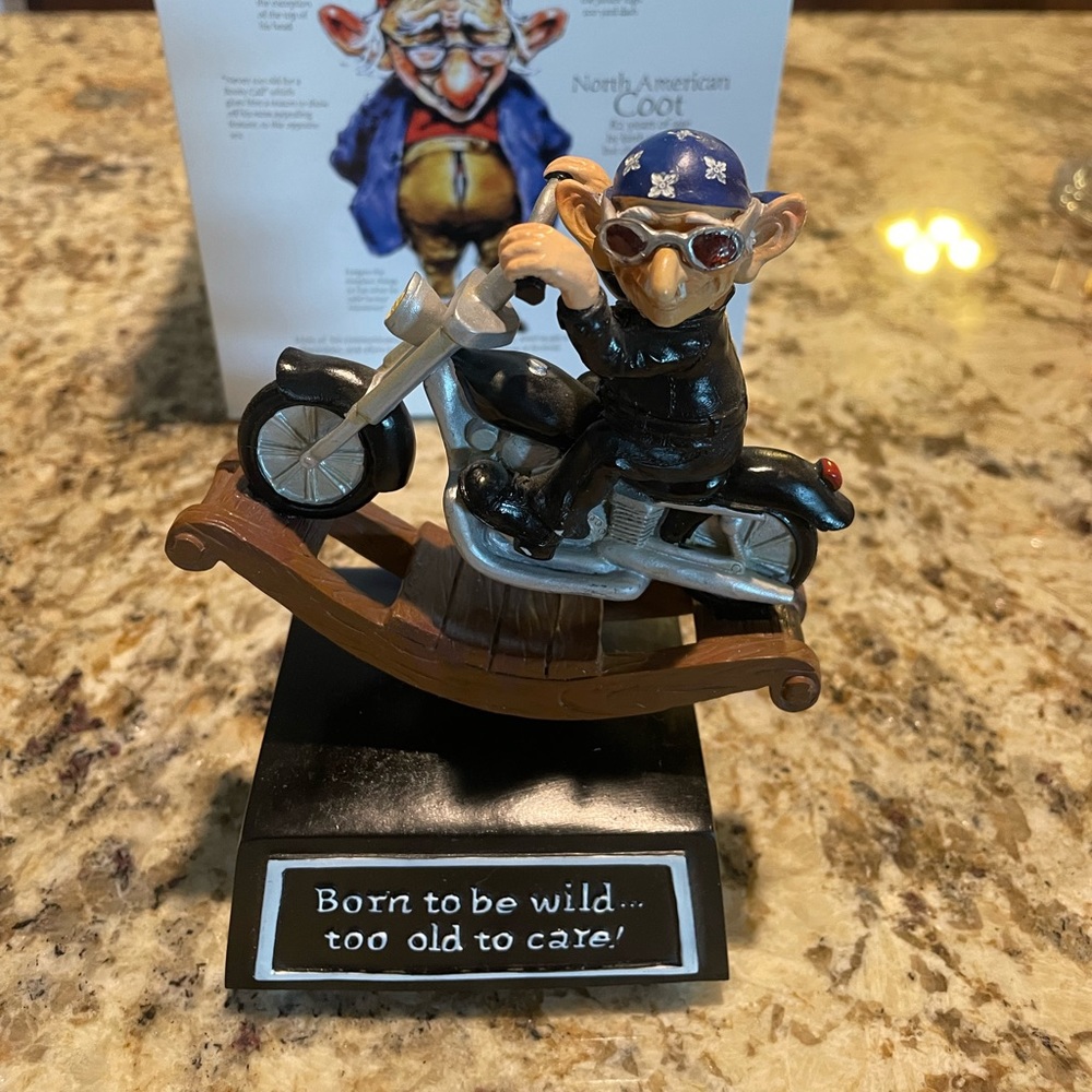 Westland Giftware - Coots Rocker musical figurine